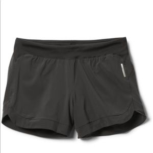 REI Co-op Active Pursuits Black Short XS